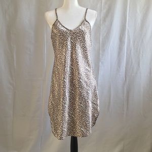 Kristine Tyler Medium leopard chemise